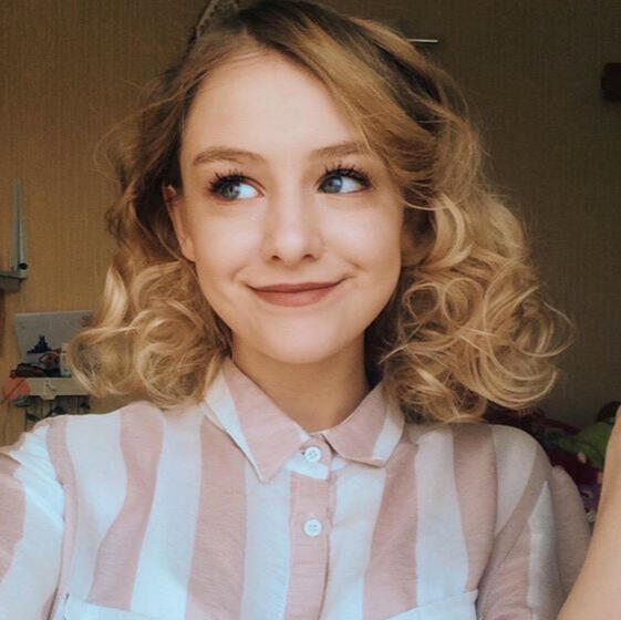 Ophelia "Lia" Beck (deceased)